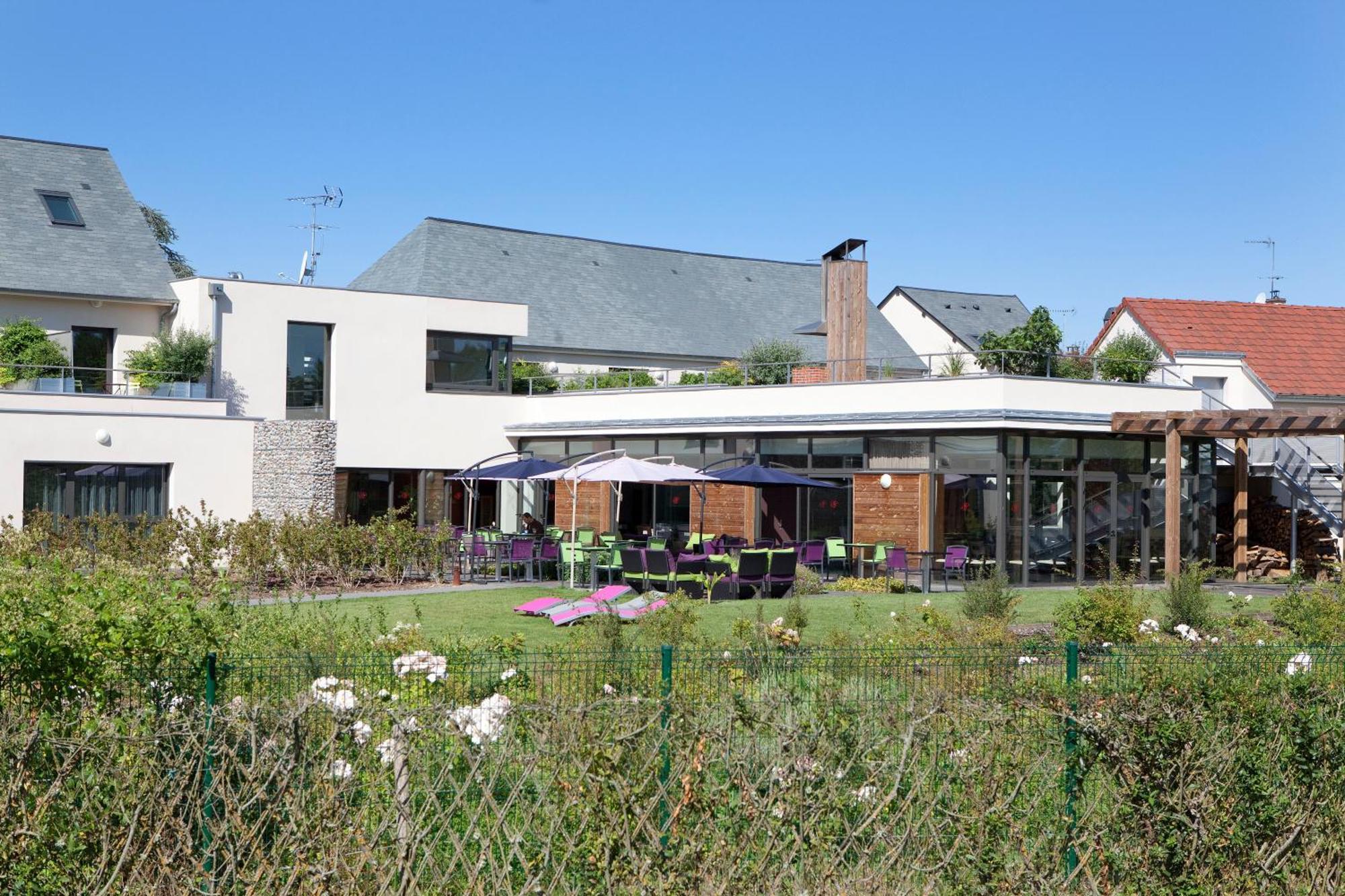 Logis Hotel Terre De Loire Belleville-sur-Loire Exterior photo