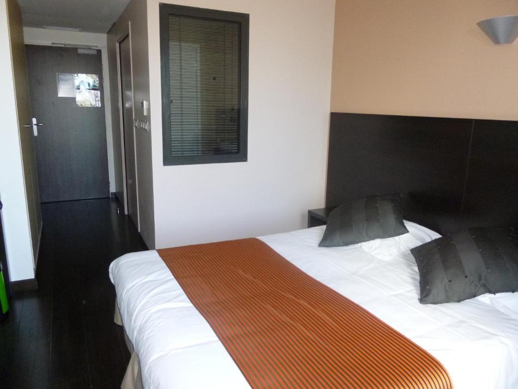 Logis Hotel Terre De Loire Belleville-sur-Loire Room photo